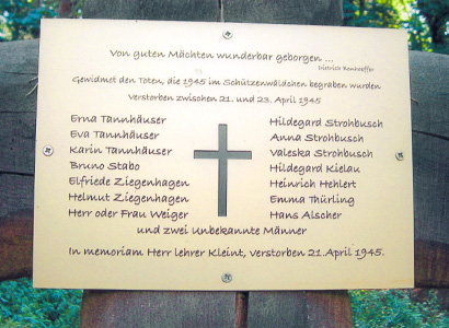 Gedenktafel am Kreuz im Schützenwäldchen